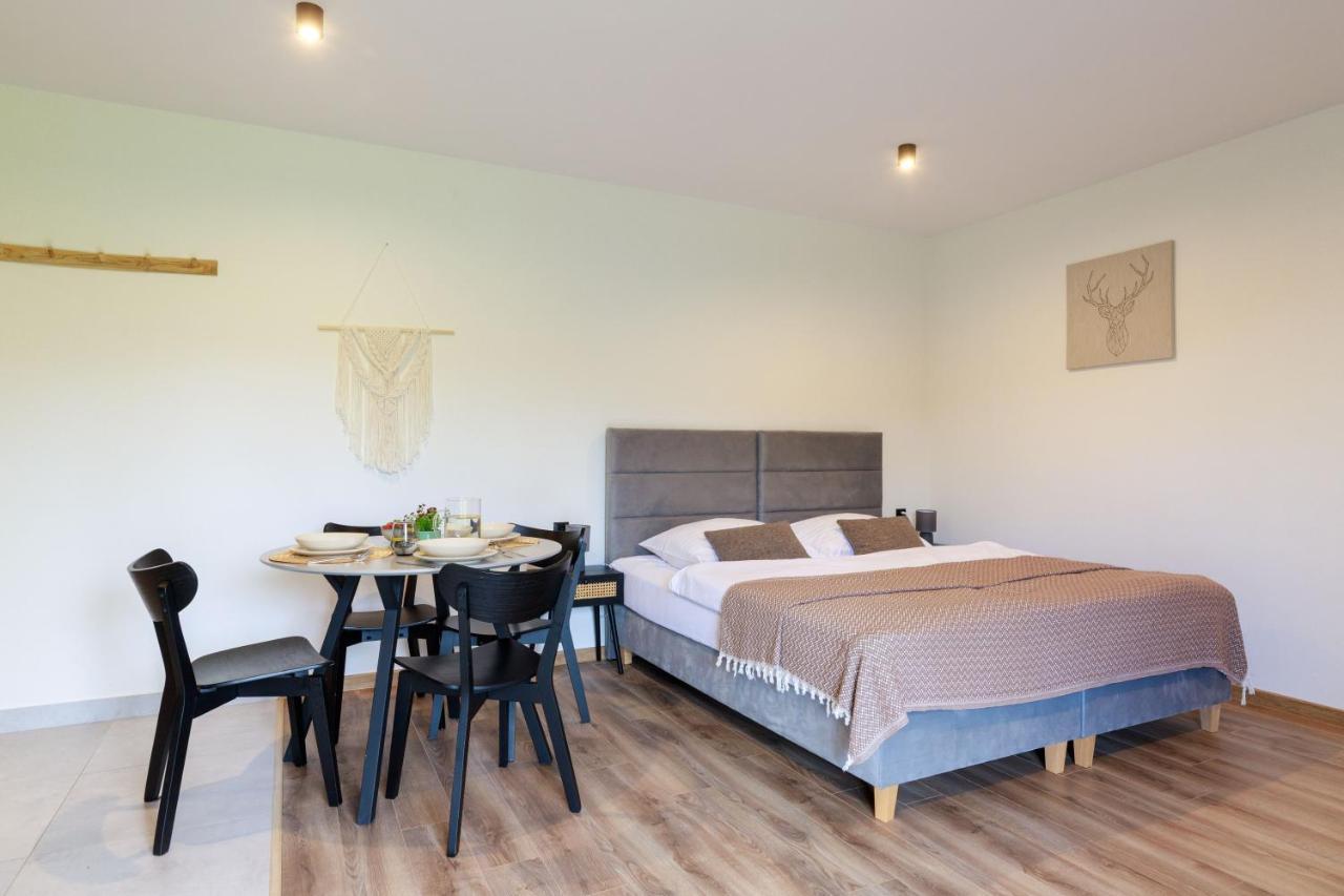 Hill House Apartmán